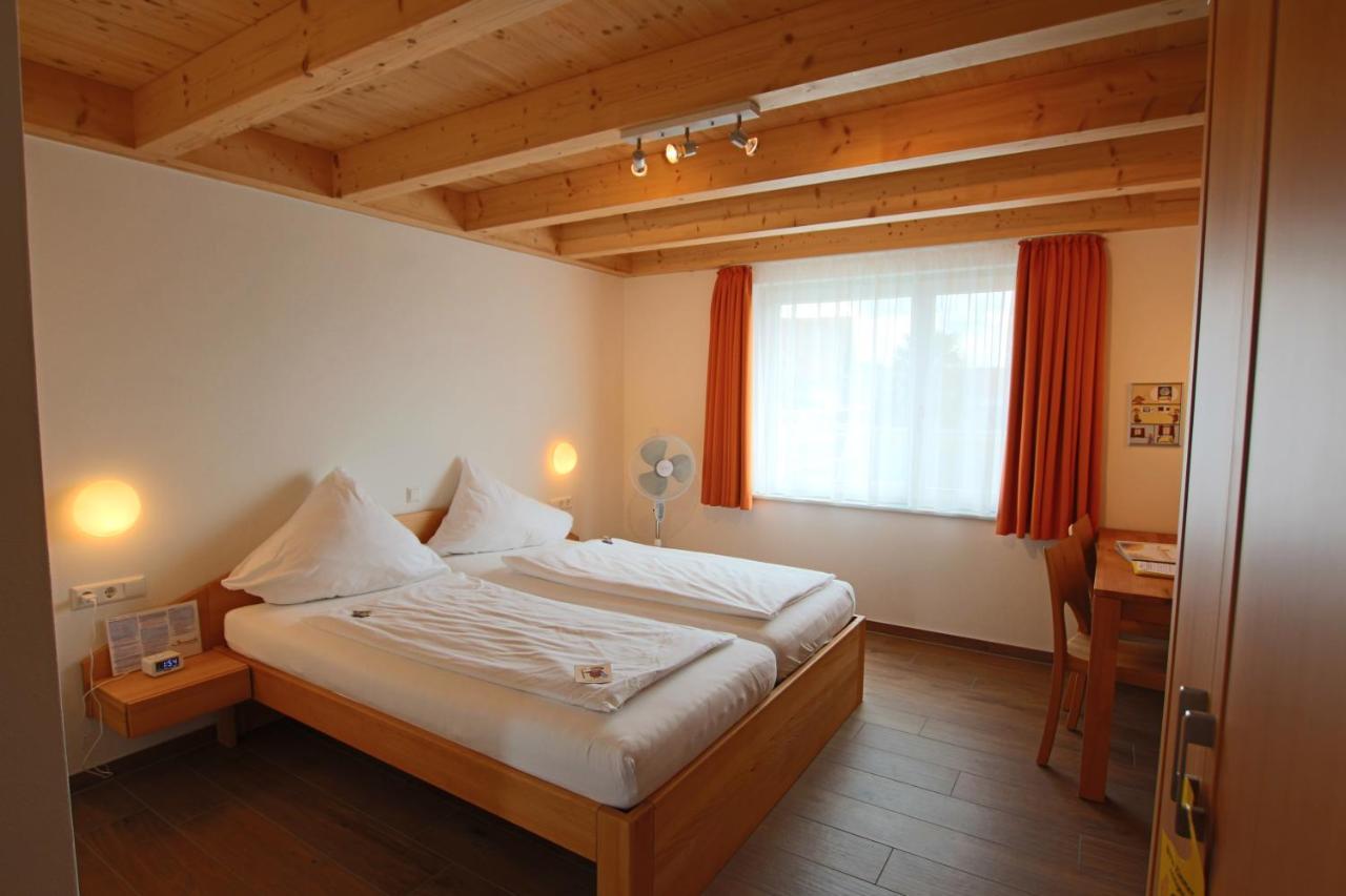 Hotel Sunnegaessle 鲁斯特 外观 照片